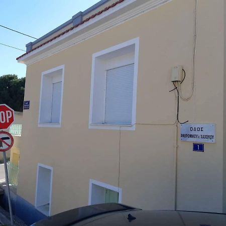 Appartamento Odysseus Vrontádos Esterno foto